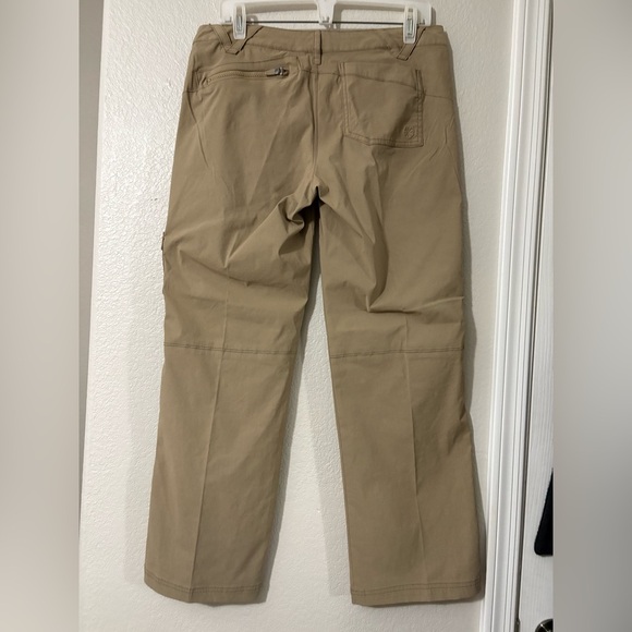 Woman’s Athleta Nylon Tan Cargo Pants. 
Zipper, snap waist and drawstring. - Picture 2 of 16